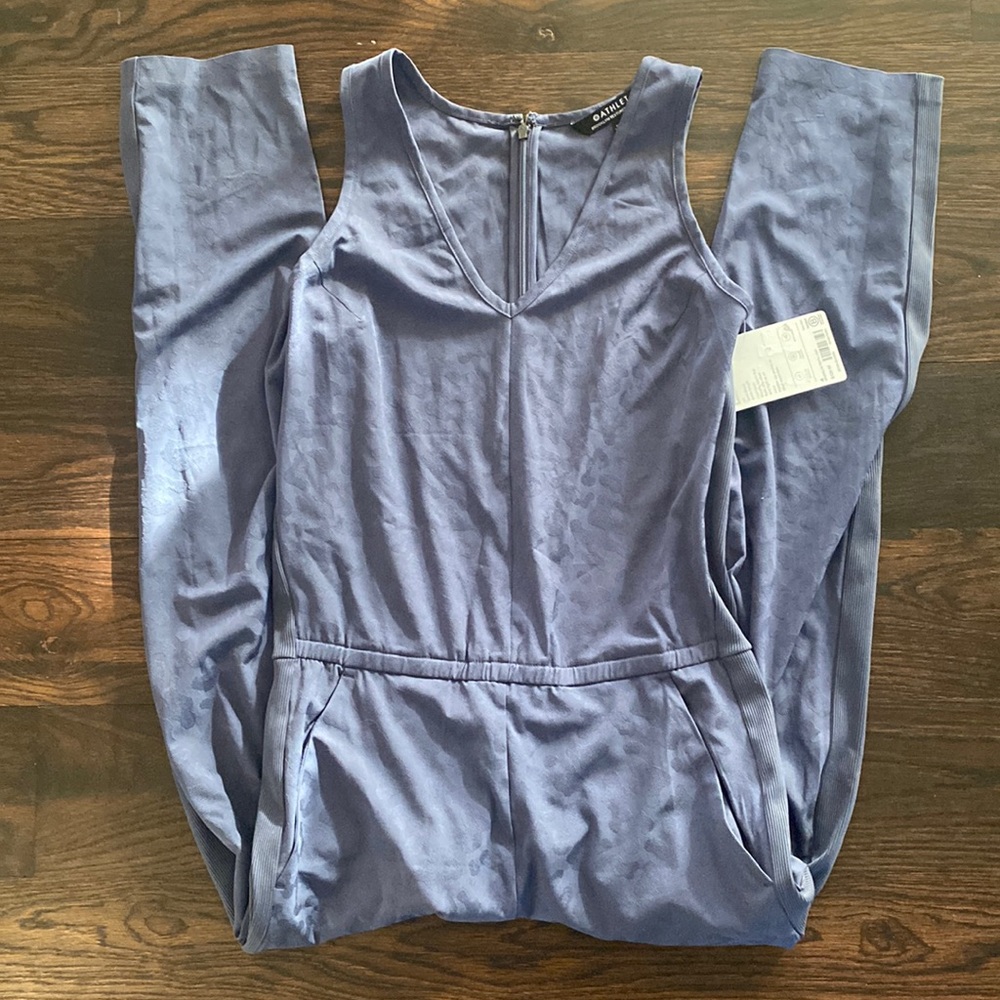Athleta Brooklyn Textured Jumpsuit Size 4